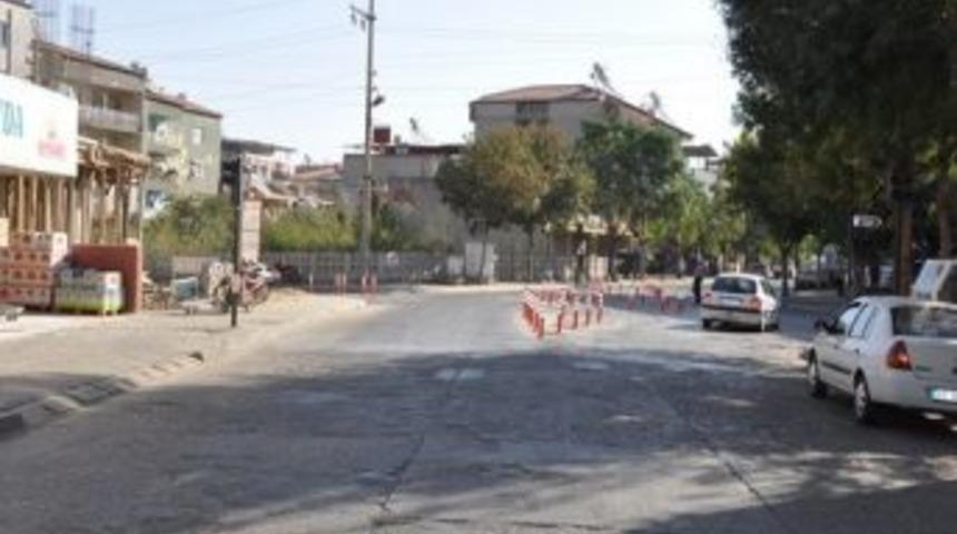 Salihli&rsquo;de Kent İ&ccedil;i D&uuml;zenleme &Ccedil;alışmaları S&uuml;r&uuml;yor