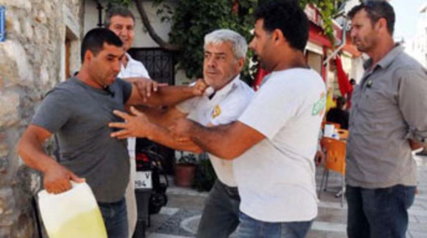 Kendisini yakmaya kalkıştı