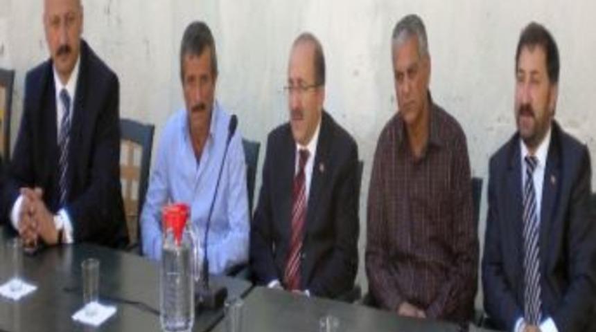 Başkan G&uuml;mr&uuml;k&ccedil;&uuml;oğlu&rsquo;ndan Şehit Ailesine Taziye Ziyareti