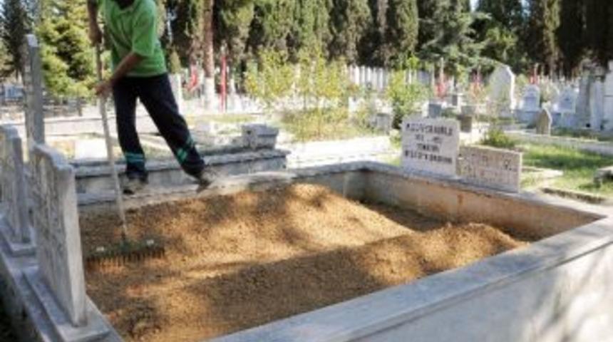 Trabzon Belediyesi Ebediyete Uğurladığı Belediye Başkanlarını Unutmadı