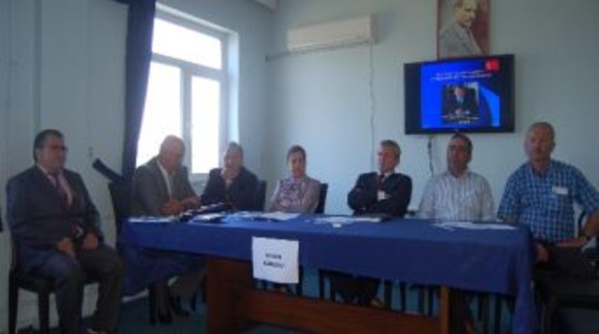 Lapseki K&ouml;ylere Hizmet G&ouml;t&uuml;rme Birliği Toplandı