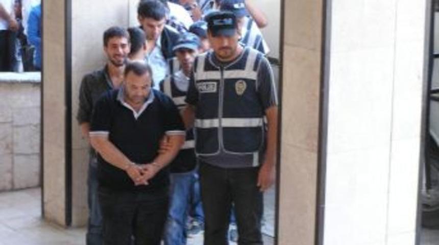 Polisin Su&ccedil; &Ouml;rg&uuml;t&uuml; Operasyonu Kamerada