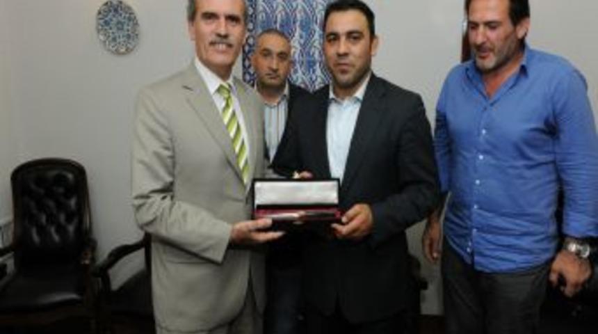 Hamza Yerlikaya, Destek Ziyaretlerini S&uuml;rd&uuml;r&uuml;yor