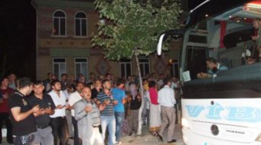 Diyanet Organizasyonu İle Sakarya&rsquo;dan İlk Hac Kafilesi Yola &Ccedil;ıktı