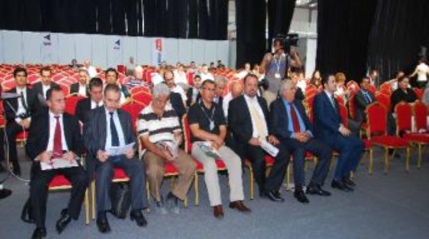 Akşamoğlu: "i&ccedil; Pazarda Ciddi Tahsilat Sıkıntısı Var"