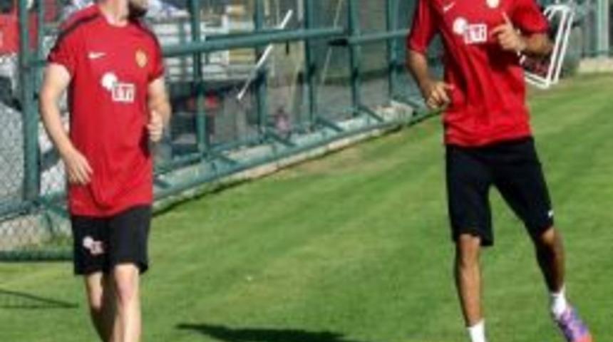 Eskişehirspor, İstanbul B&uuml;y&uuml;kşehirspor Ma&ccedil;ı Hazırlıklarını S&uuml;rd&uuml;r&uuml;yor