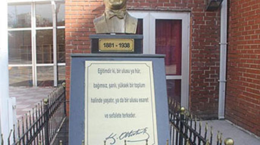 Okul bah&ccedil;esinde inanılmaz kaza