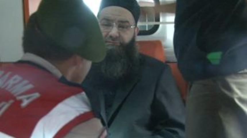 'C&uuml;bbeli' G&ouml;z Muayenesi Oldu