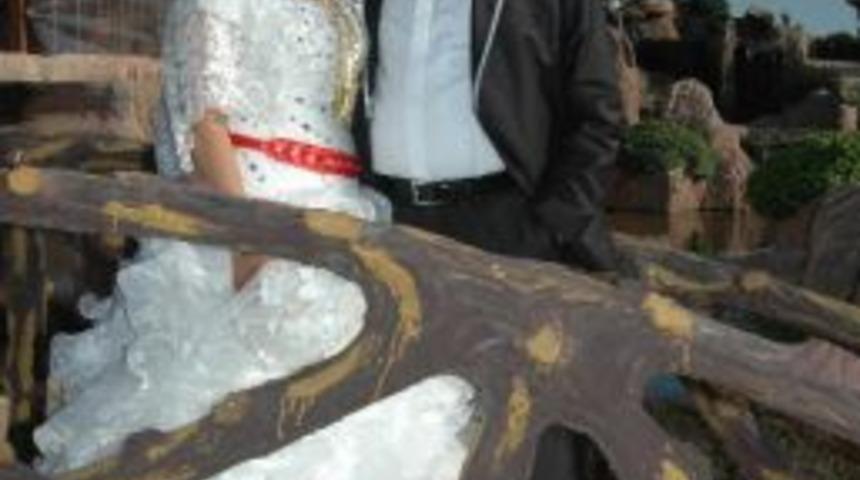 20 G&uuml;nl&uuml;k Evli Şehitten Geriye Fotoğrafları Kaldı