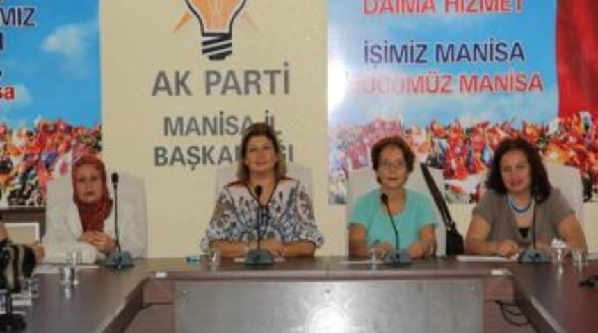 Ak Parti'li Kadınlar Kurultay Yolcusu