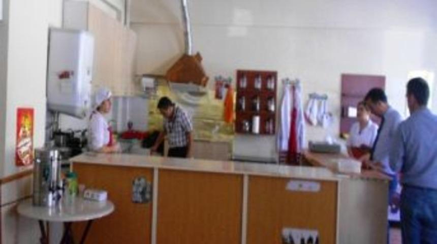 İzmit&rsquo;te Okul Kantinleri Denetlendi