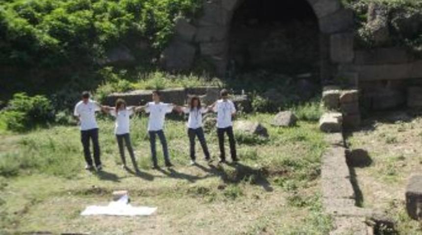 Antik Tiyatroda 2000 Yıl Sonra İlk Oyun Sahnelendi