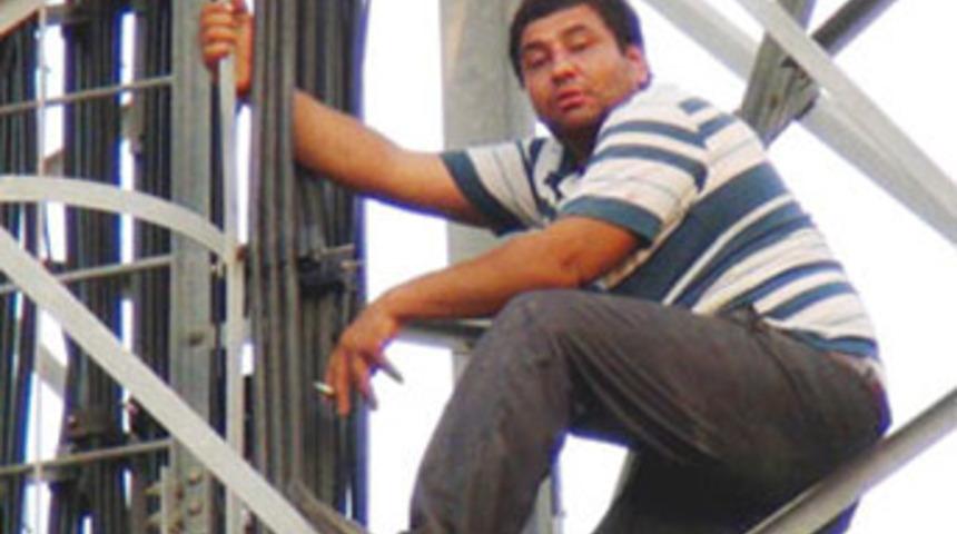 Evi aranınca intihara kalkıştı