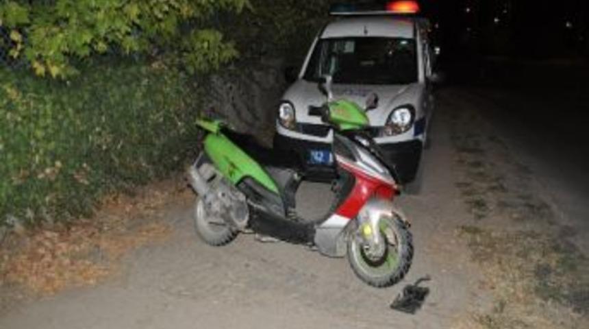 Motosikletten D&uuml;şerek Yaralandı