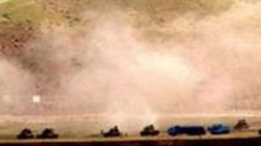 Bomba ellerinde patladı