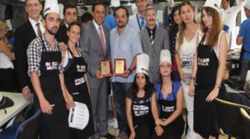 Avrupa'dan Geldiler, T&uuml;rk Mutfağında Yemek Pişirdiler