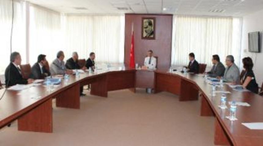 Vali Tapsız İl &Ouml;zel İdaresi'nden Brifing Aldı