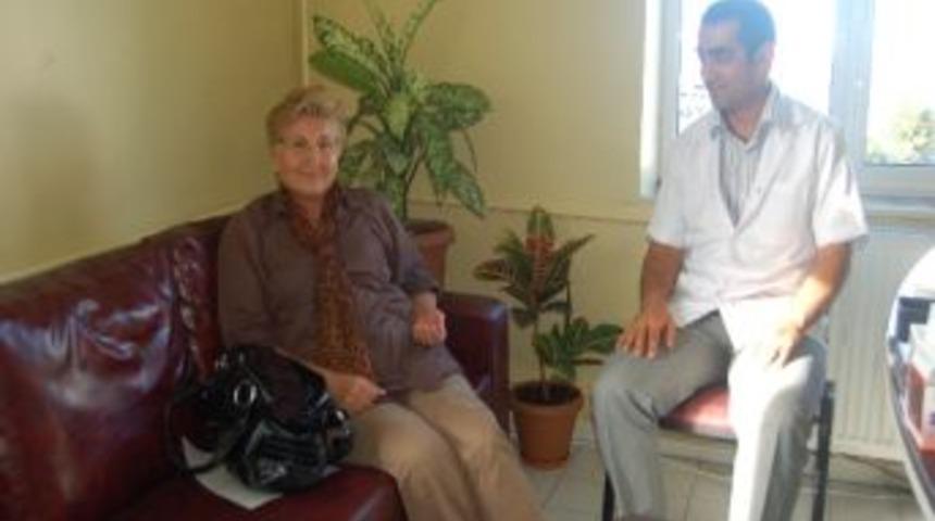 Devlet Hastanesi'ne Sedye Yardımı