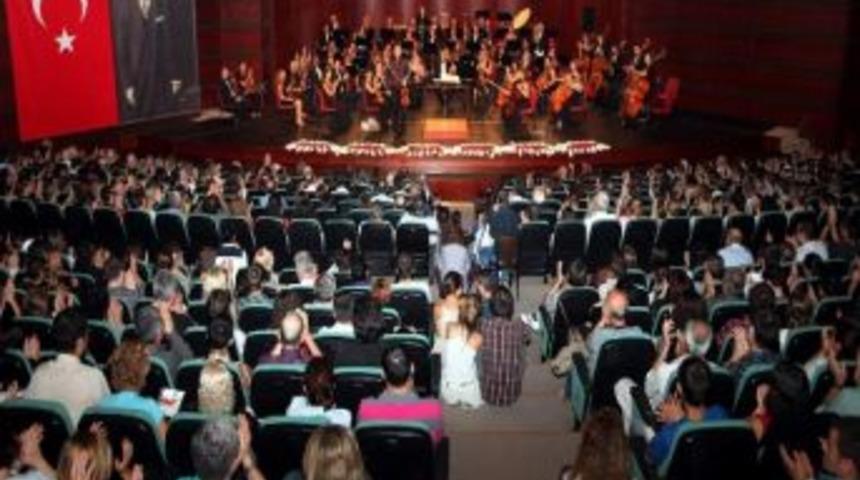 Senfoni Orkestrası Yeni Sezona Merhaba Dedi