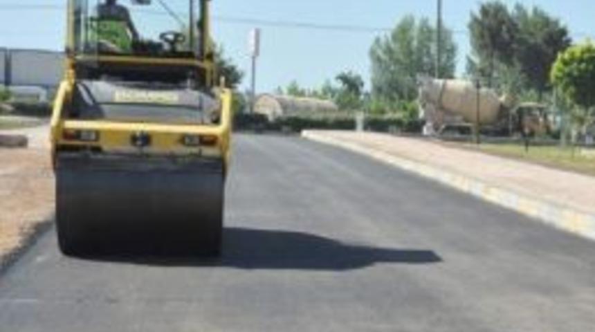 G&ouml;ksu Mahallesi'nde Asfalt &Ccedil;alışmaları Devam Ediyor