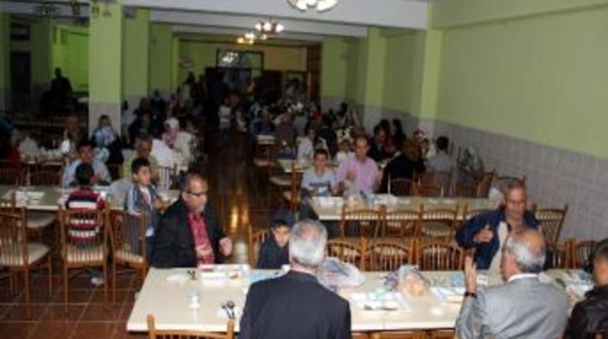 Suşehri Belediyesi Tarafından S&uuml;nnet &Ccedil;ocuklarına Mevlit Okutuldu