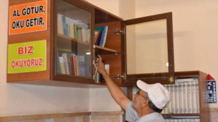 Eskişehir'de 'Her Camiye Bir Kitaplık&rsquo; Projesi Tuttu