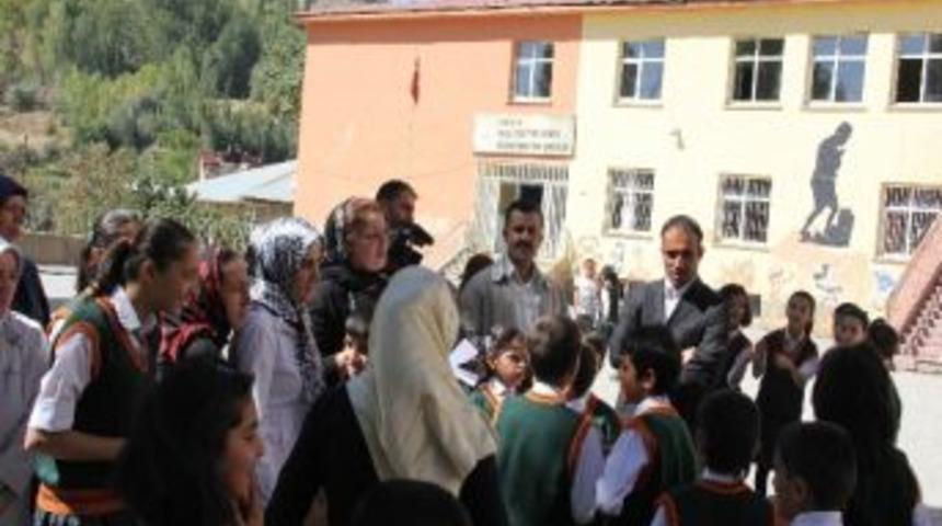 Hakkari Milli Eğitim Vakfı İlk&ouml;ğretim Okulu'na &Ouml;ğretmen G&ouml;revlendirildi
