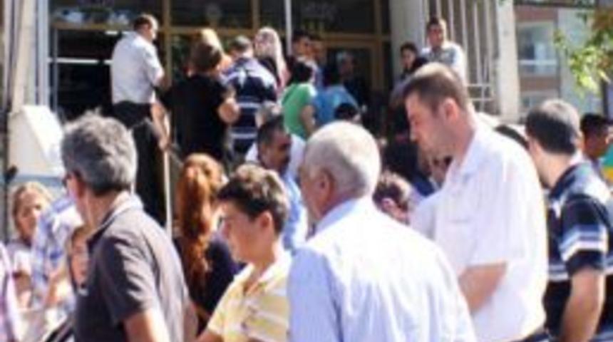 Ankaralılar, Zamsız Tarifeden Gaz Almak I&ccedil;in Gişelere Akın Etti