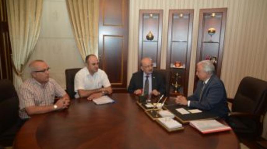 İncirlik esnafından Aldırmaz'a ziyaret