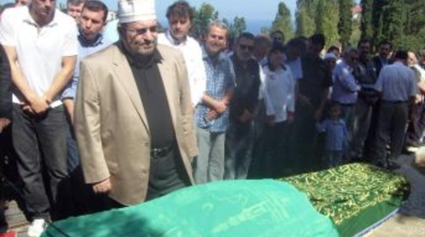 Btp Genel Başkanı Prof. Dr. Haydar Baş'ın Abla Acısı