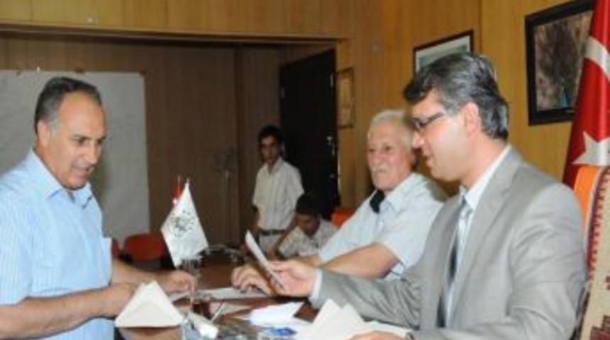 Başkan Ayaz, Bucak Sulama Birliği Başkanlığına Yeniden Se&ccedil;ildi