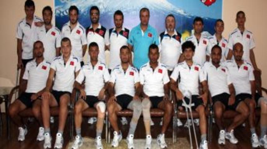 Ampute Futbol Milli Takımı Şampiyonaya Aksaray'da Hazırlanıyor