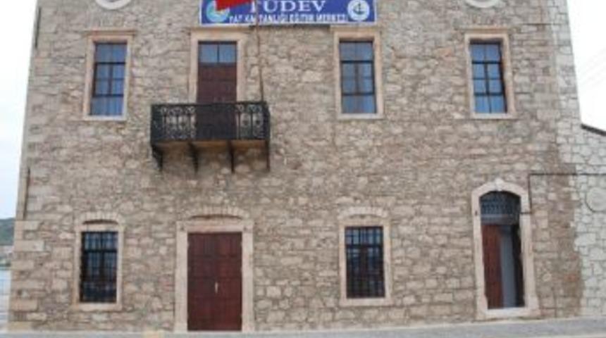 &Ccedil;eşme&rsquo;de Yeni D&ouml;nem Yat Kaptanlığı Eğitimleri Başlıyor