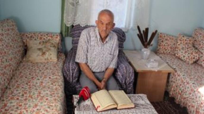 Eski Antren&ouml;r&uuml; Başbakan Erdoğan&rsquo;ın Futbol G&uuml;nlerini Anlattı