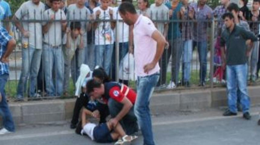 Otomobilin &Ccedil;arptığı &Ccedil;ocuk Yaralandı