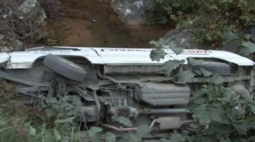 Panelvan Dereye U&ccedil;tu: 1 Yaralı