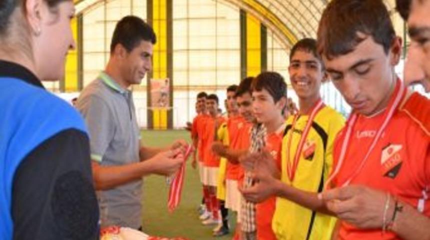 &ldquo;mahalleler Yarışıyor&rdquo; Projesinde Dereceye Girenlere &Ouml;d&uuml;lleri Verildi