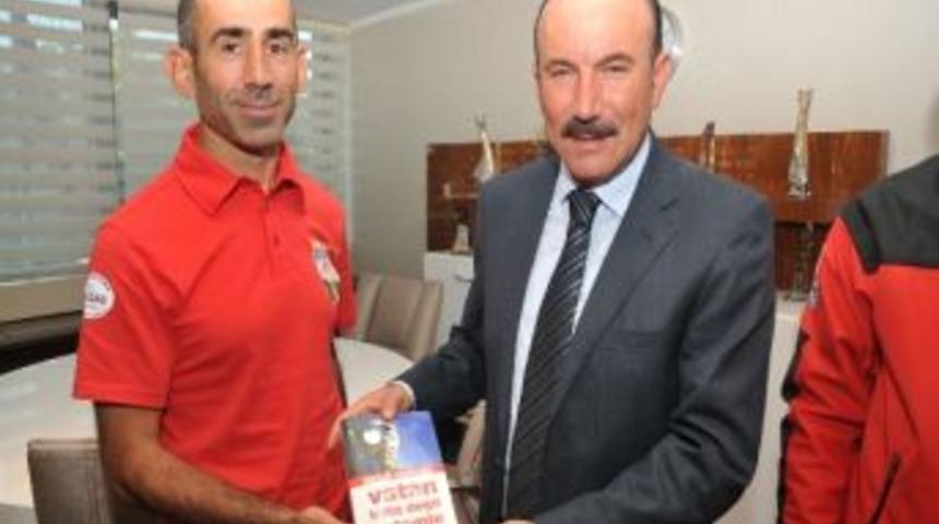 Akut Ekibi, Başkan Doğan&rsquo;ı Ziyaret Etti