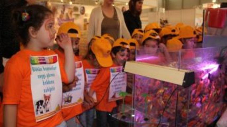 Minikler Pet Show Fuarı&rsquo;nı Ziyaret Etti