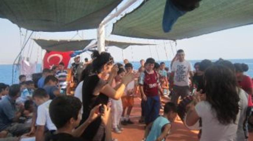 1 Ekim D&uuml;nya &Ccedil;ocuk G&uuml;n&uuml;