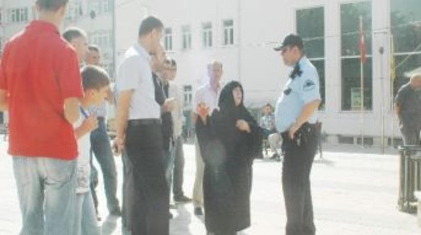 Muska Diye Altın G&ouml;md&uuml;