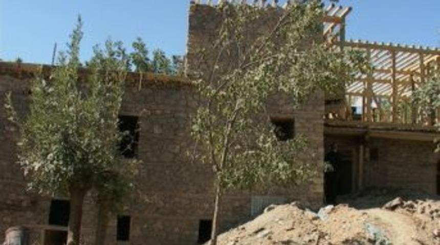 Arapgir&rsquo;de Tarihi Yapılar Bir Bir Ayağa Kaldırılıyor