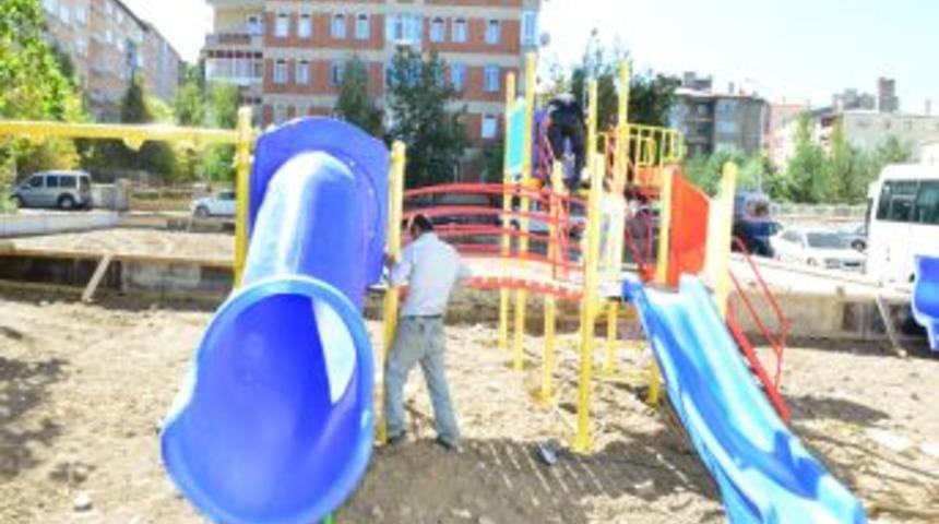 Yakutiye Oyun Parklarıyla Donatılıyor