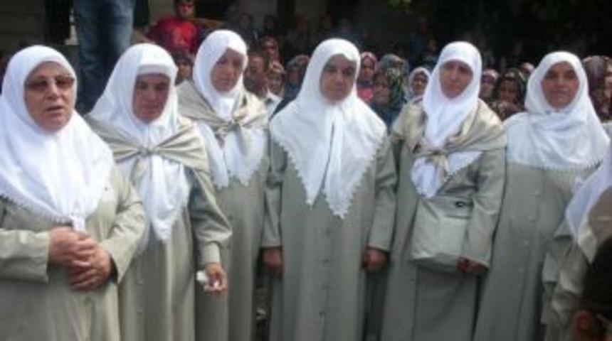 Alaplı'dan Hacı Adayları dualarla uğurlandı