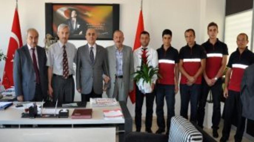 İtfaiyecilerden Başkanlık Makamına Ziyaret