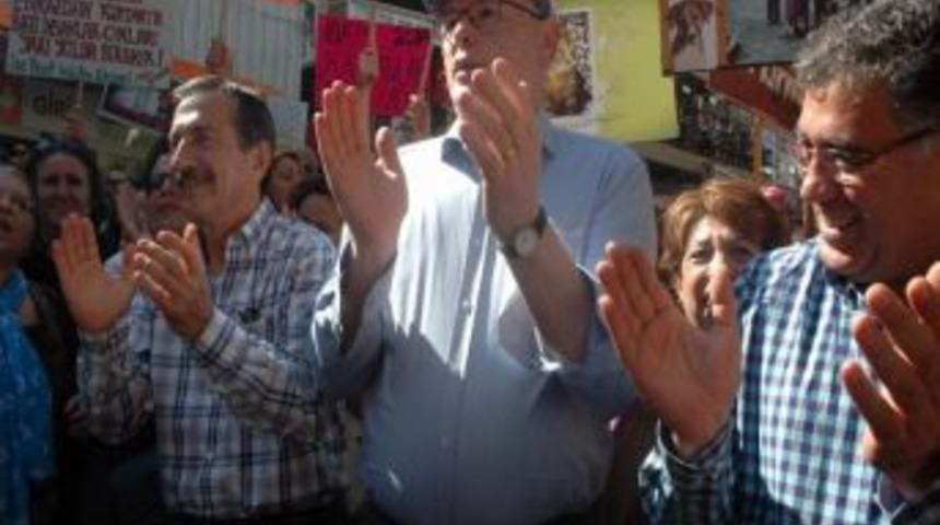 Hayvanseverlerden Protesto