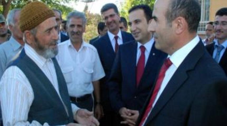 Vali Demirtaş, Sincik'te İncelemelerde Bulundu