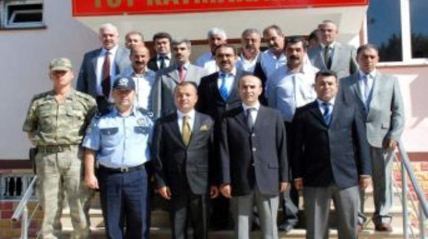 Adıyaman Valisi Mahmut Demirtaş Tut'ta