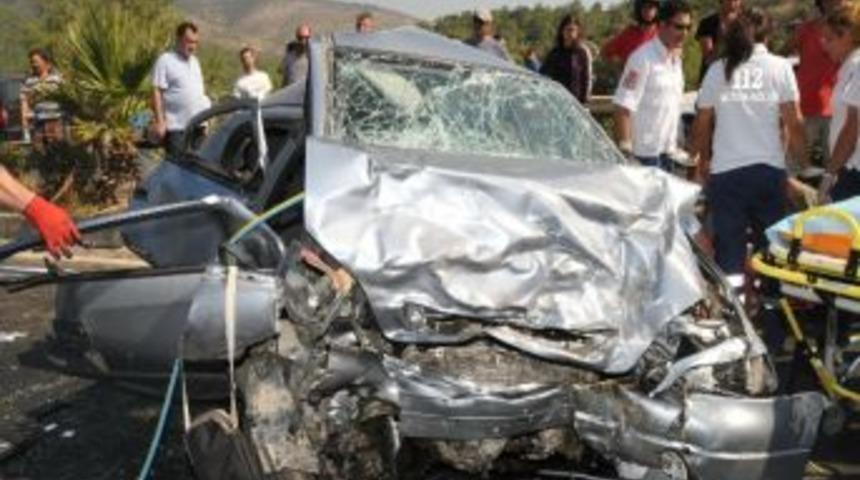 Bodrum&rsquo;da Zincirleme Kaza: 1 &Ouml;l&uuml;, 7 Yaralı