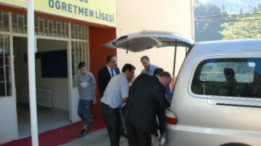 &Ouml;ğrencilerin Mutlu G&uuml;n&uuml;